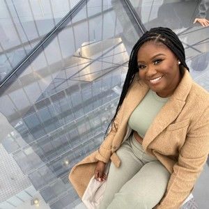 Meet your Posher, Tierra